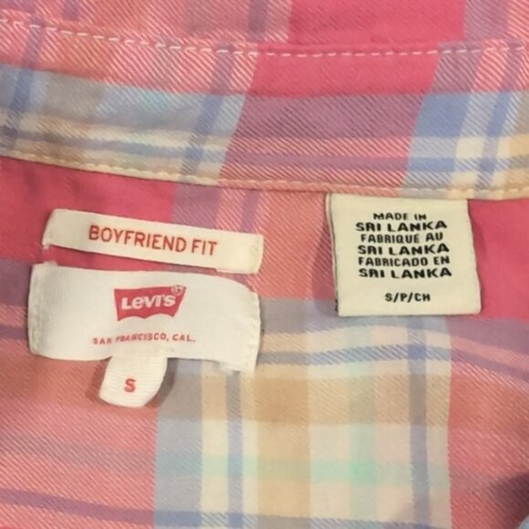 Levi's Boyfriend Fit Plaid Shirt Casual Button Front Pink Cotton Long Sleeve Top - Picture 11 of 13